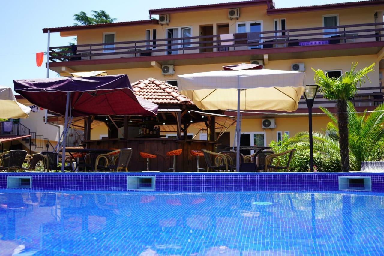Ponto Hotel Kobuleti Eksteriør bilde